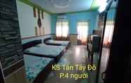 Bedroom 2 Tan Tay Do Hotel