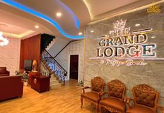 Lobby 7 The Grand Lodge Pattaya