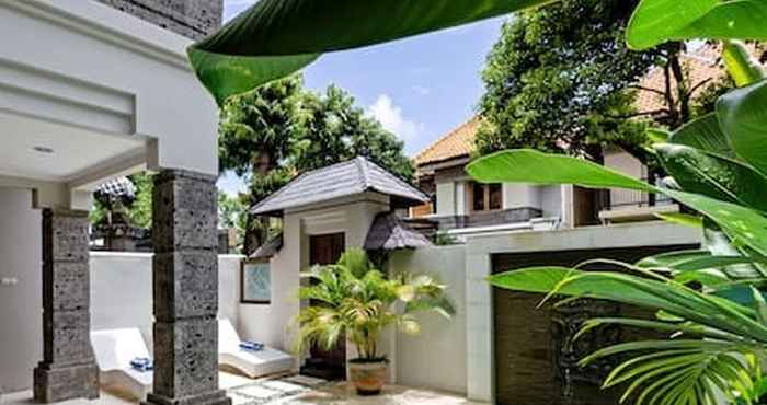 Hồ bơi Villa Tiah