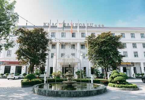 Bên ngoài Hoa Lu Hotel