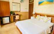 In-room Bathroom 4 Nhu Y 1 Hotel Binh Tan