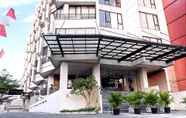 Bên ngoài 2 Hotel Rivoli Senen Jakarta