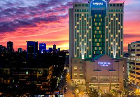 Bên ngoài Fortuna Hotel Hanoi