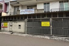 外部的 Novaren Guesthouse Kemanggisan