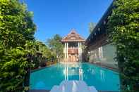 Kolam Renang Pha Thai House