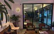 Quầy bar, cafe và phòng lounge 7 Pha Thai House