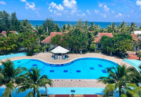 スイミングプール Hawaii Resort Phu Quoc