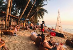 バー、カフェ、およびラウンジ 7 Hawaii Resort Phu Quoc