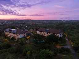 Royal Tulip Springhill Resort - Jimbaran, THB 2,821.54