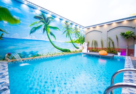 Swimming Pool Le Indochina Hotel & Beach Da Nang