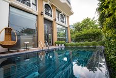 游泳池 Brilliant Majestic Hotel