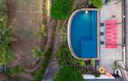 Swimming Pool 4 Villa Nap Dau Crown