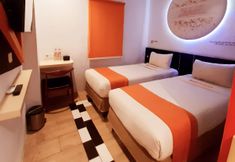 Bedroom 4 Front One Inn Semarang