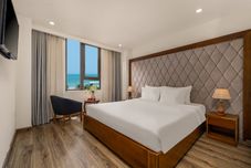 機能ホール Royal Charm Hotel