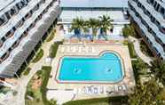 Kolam Renang 4 Blue Carina Hotel Phuket