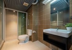 객실 내 욕실 7 Big Tree Residence Suvarnabhumi