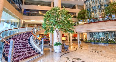 Lobi 2 Wyndham Surabaya