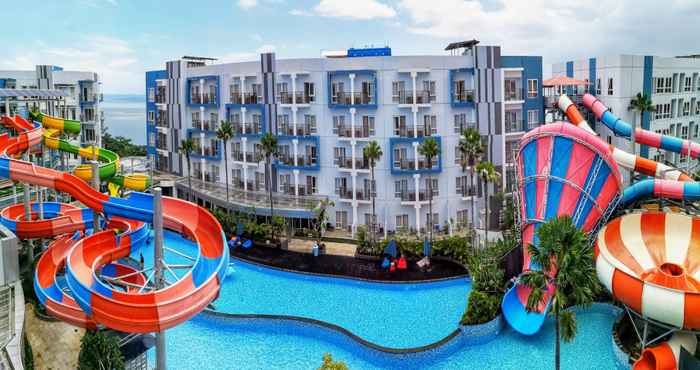 Swimming Pool Astara Hotel Balikpapan