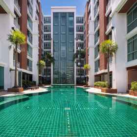 Swimming Pool 1 icheck Inn Residence Patong, Phuket Hotels