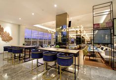 Bar, Cafe and Lounge 7 Swiss-Belinn Airport Surabaya