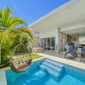 Swimming Pool 1 Bali Cosy Villas Seminyak, Joni Restaurant Hotels