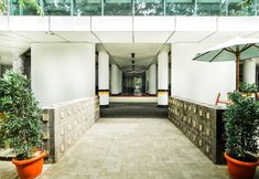 외관 3 UTC Dago Bandung