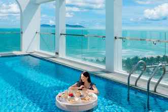 Swimming Pool Tuyet Son Hotel ( TS Ocean Hotel )