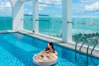 Swimming Pool Tuyet Son Hotel ( TS Ocean Hotel )