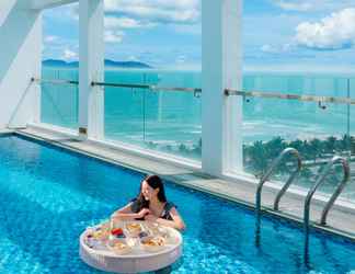Swimming Pool 2 Tuyet Son Hotel ( TS Ocean Hotel )