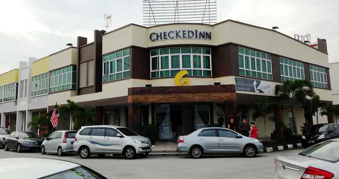 Exterior CheckedInn Hotel