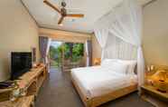 Bedroom 2 Lahana Resort Phu Quoc & Spa