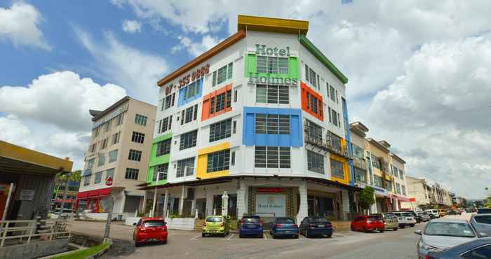 Exterior Townhouse OAK Hotel Holmes Johor Jaya 