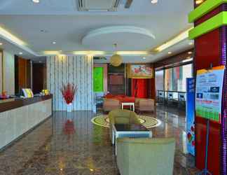 Sảnh chờ 2 Townhouse OAK Hotel Holmes Johor Jaya 