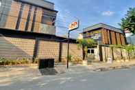 ภายนอกอาคาร Padi Hotel Purwodadi