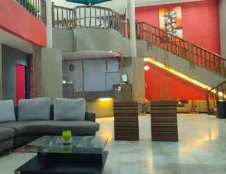 Lobi 2 Hotel Taufina (Syariah)