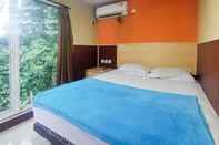 Bedroom Hotel Container Inn Mitra RedDoorz
