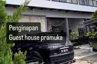 ภายนอกอาคาร Guest House Pramuka