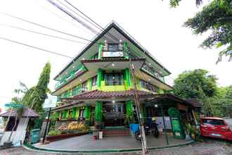 Bangunan 4 Urbanview Hotel Pasah Asi Gubeng by RedDoorz