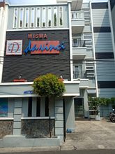 Exterior 4 Wisma Davinci Roxy