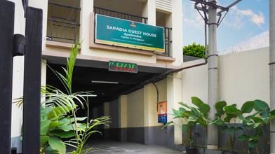 Bên ngoài 4 Sapadia Guest House Syailendra Medan