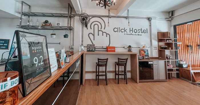 ล็อบบี้ Click Hostel