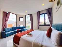 Green Star Hotel, 651.347 VND