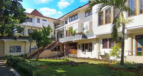 Exterior 2 Budget Room at Wisma Purba Danarta