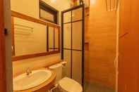 In-room Bathroom Hotel Griya Katarina