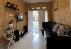 로비 7 Villa Sakura Batu 