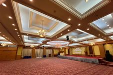 ห้องประชุม The Rich Hotel
