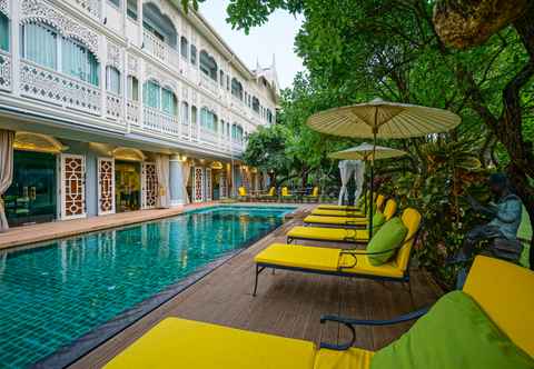 Swimming Pool At Pingnakorn Riverside Chiangmai