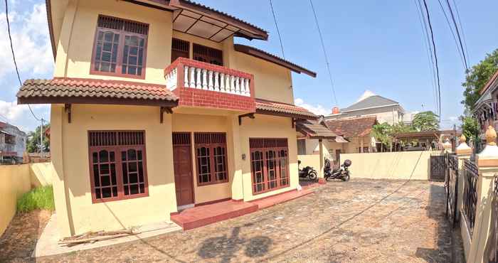 Exterior Collective Homestay Jogja