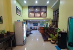 Lobby 5 Sunflower Place
