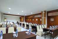 Common Space Alexander Hotel Tegal